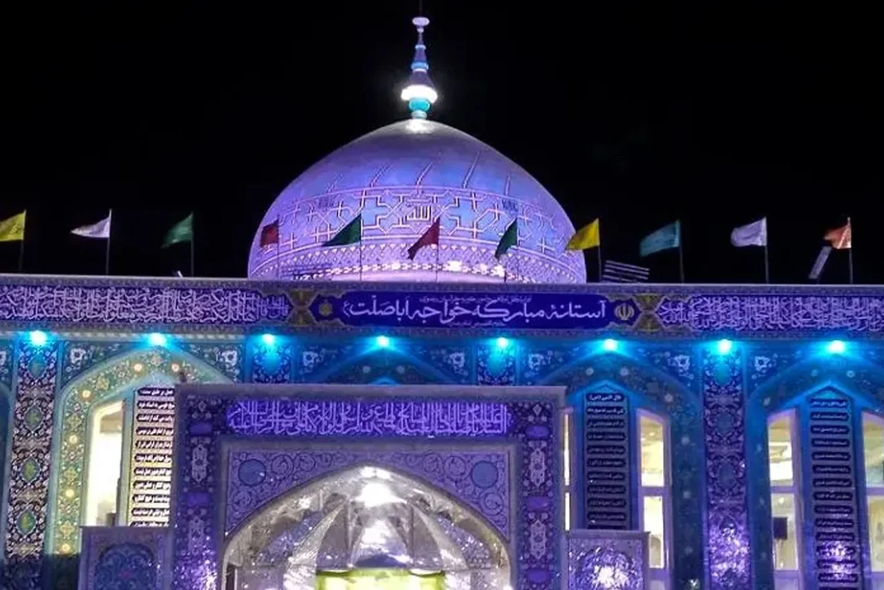 Khajeh Abasalt Mausoleum