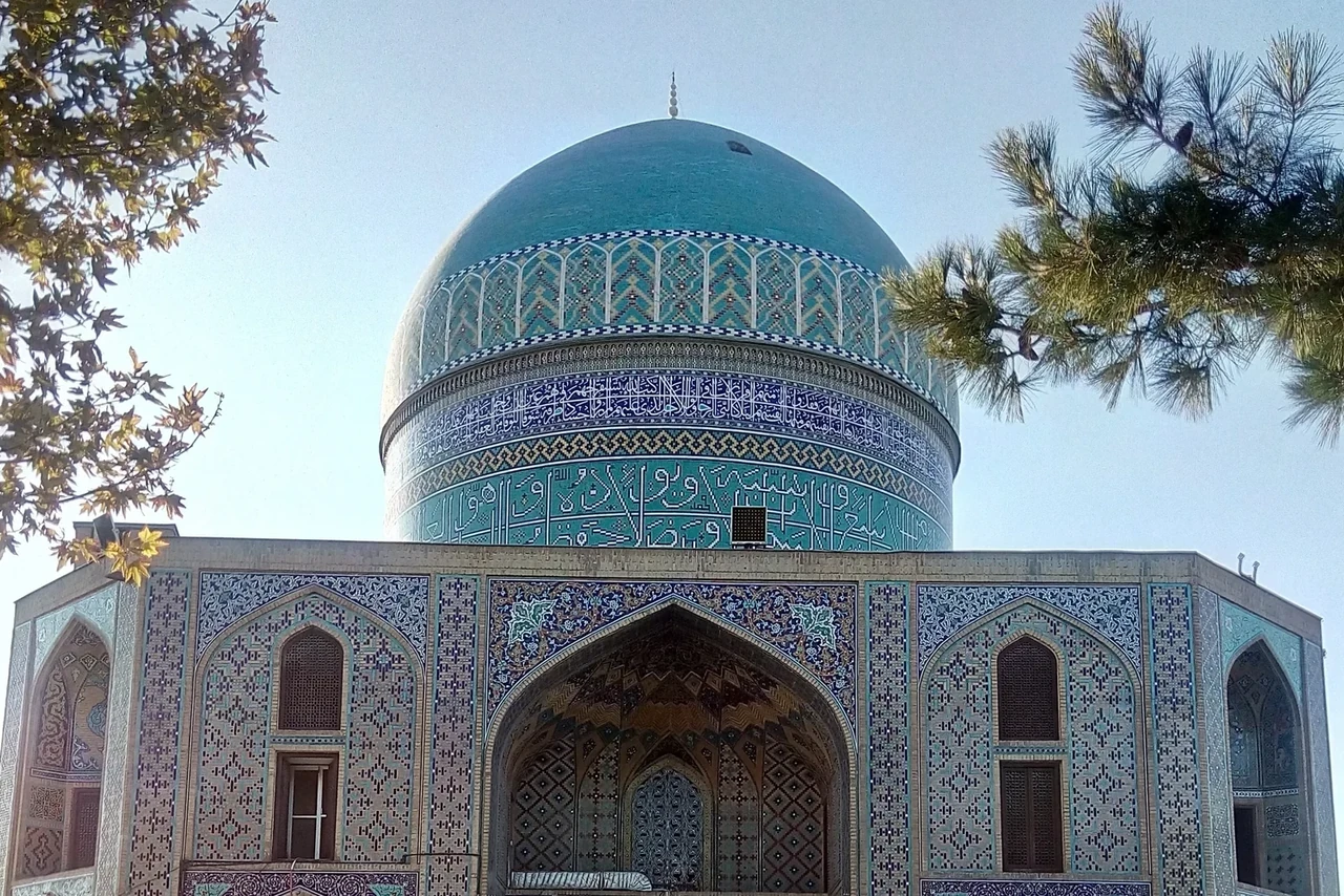 Khajeh Rabi Mausoleum